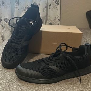 Mens York Athletics Henry Mesh Runner size 10.5